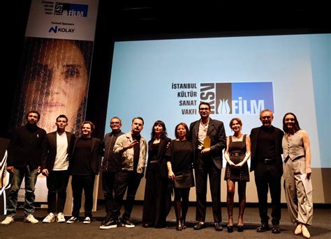  Istanbul Film Festivalin Yllättävä Vuosituhannen Estetiikka-Vaihtelu: Uğur Yücelin Panoraama